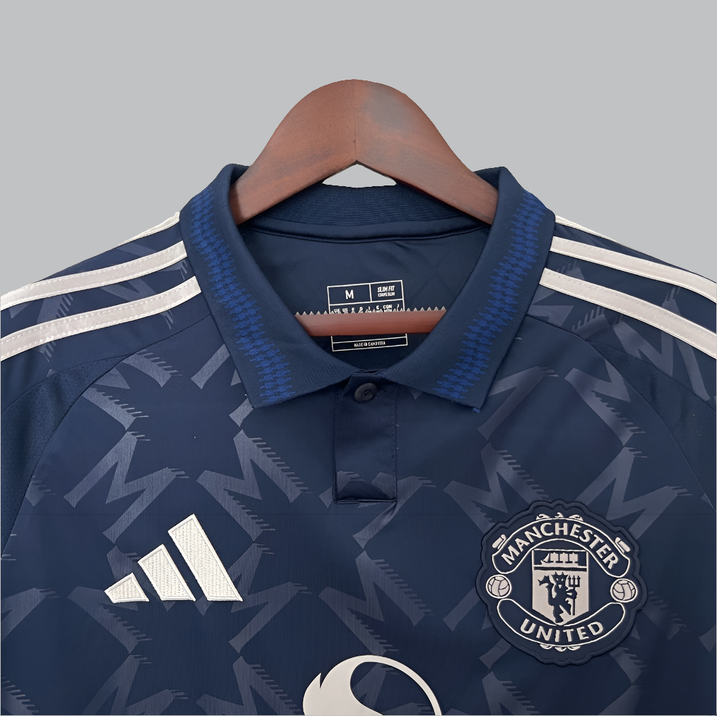 Manchester United 2024/25 Away Kit